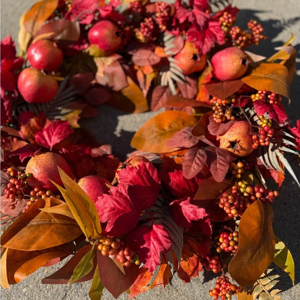 Frontgate Autumn Pomegranate Wreath - 28” - NWT